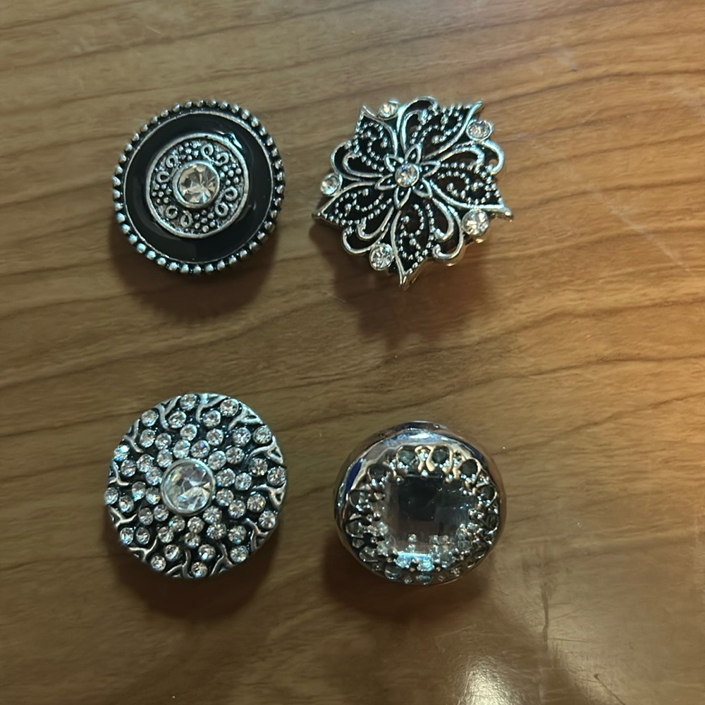 Bundle of 4, 18mm snaps for snap button jewelry